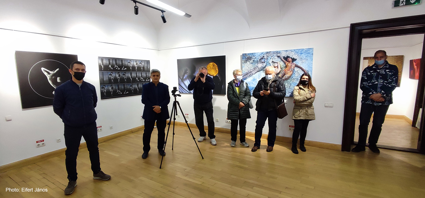 A fost vernisată expoziția de artă fotografică „Trup și suflet – Test és Lélek”, la castelul din Carei