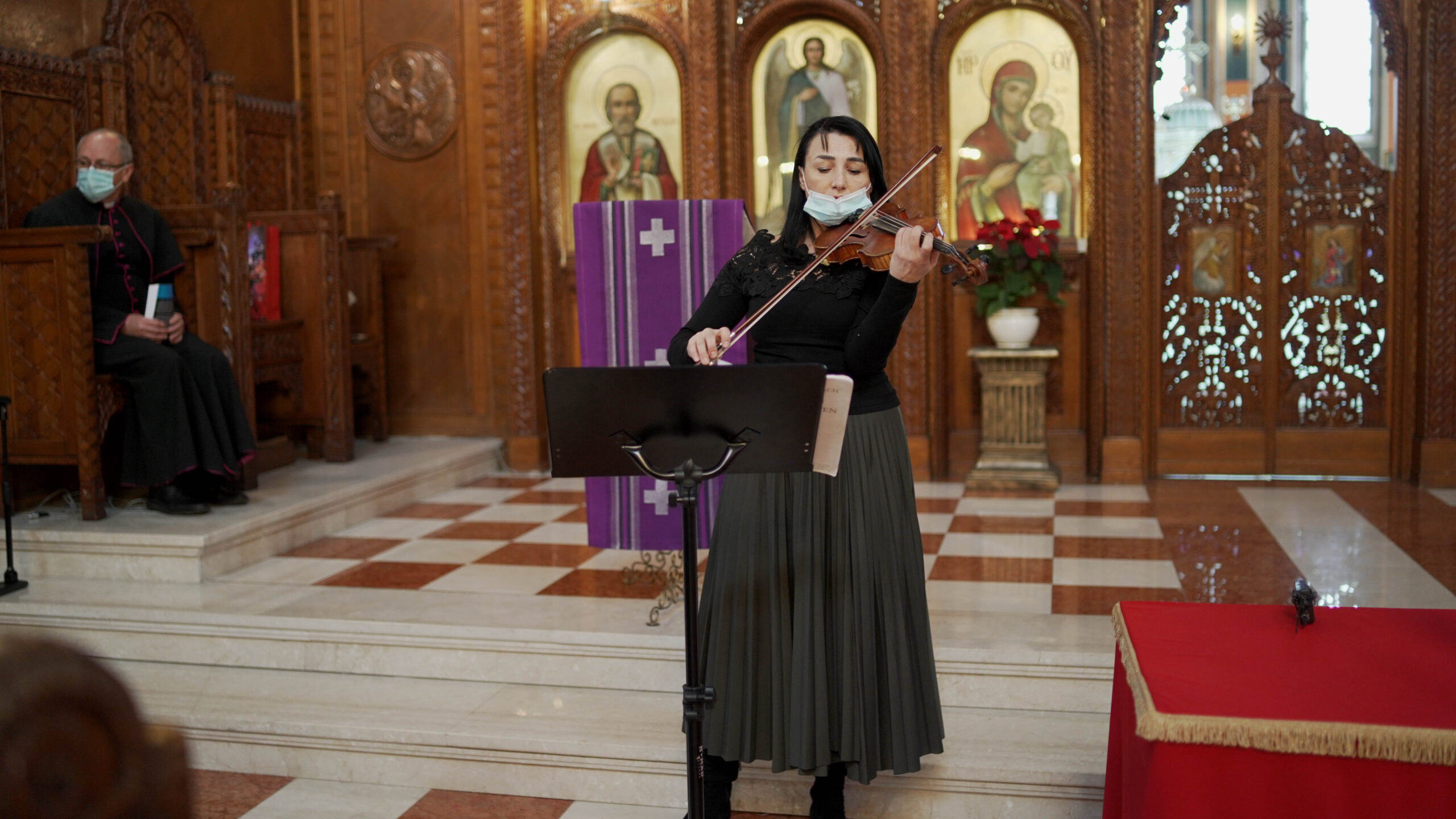 Caravana muzicii continuă