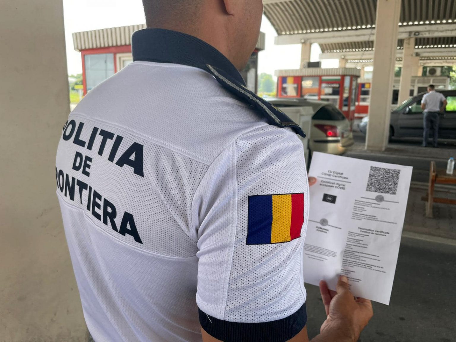 Persoanele care intră în țară trebuie să completeze formularul digital