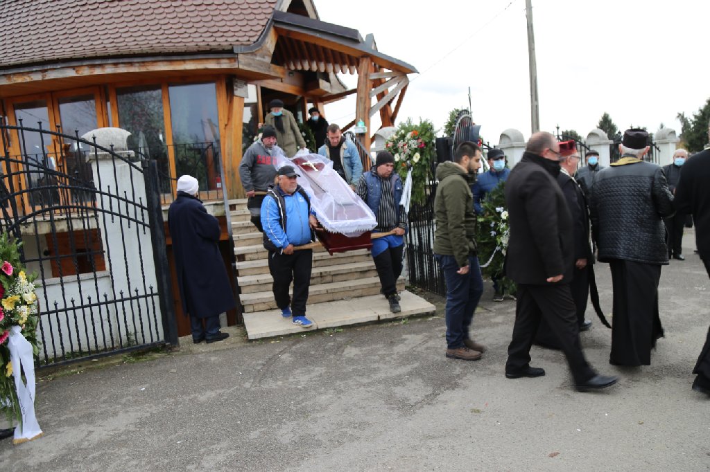 FOTOGALERIE. OTTO GOLBAN, condus pe ULTIMUL DRUM  chiar de ZIUA NAȚIONALĂ