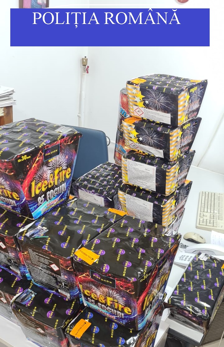 Articole pirotehnice confiscate de polițiști