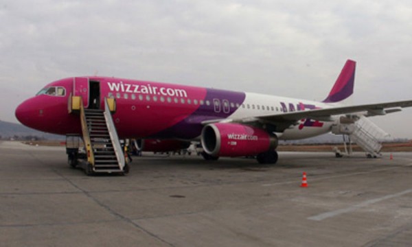 Două zboruri internaționale de la Satu Mare, suspenate