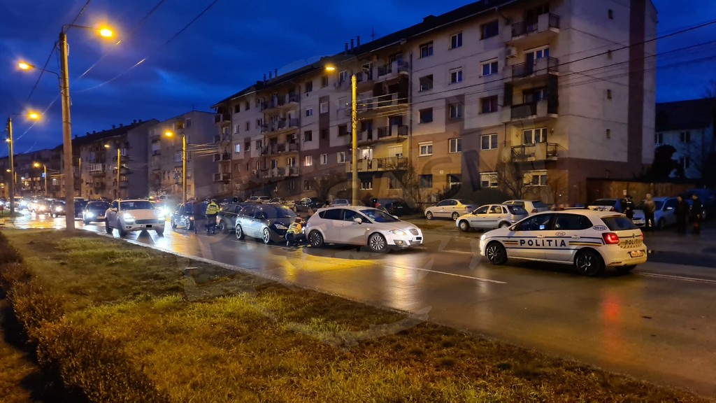 Accident în Satu Mare cu 4 mașini implicate