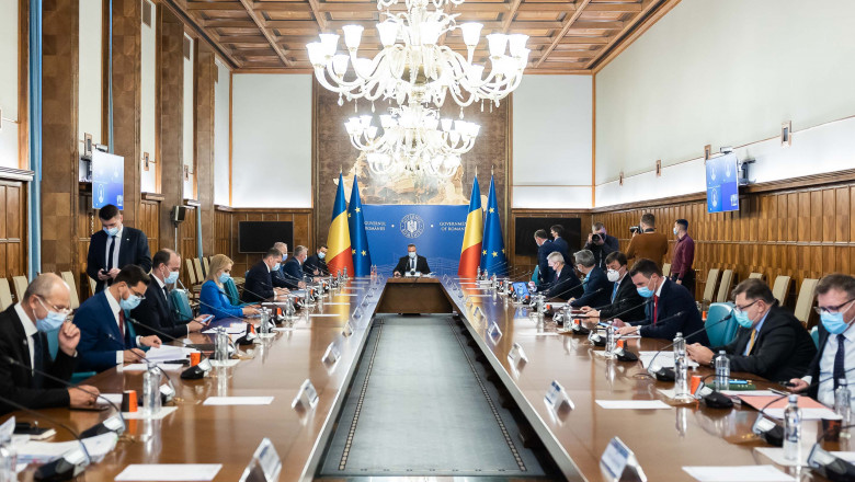 ODATĂ CU VENIREA PSD LA GUVERNARE. Banii curg gârlă dinspre Guvern spre județ