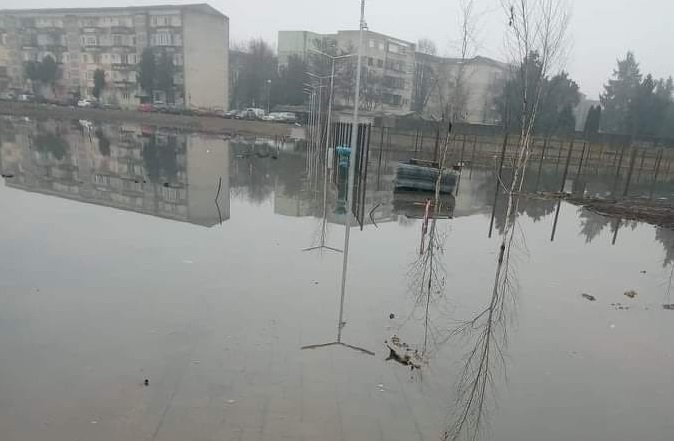 ATITUDINE. Primăria a semnalat problemele de la Lacul Cubic