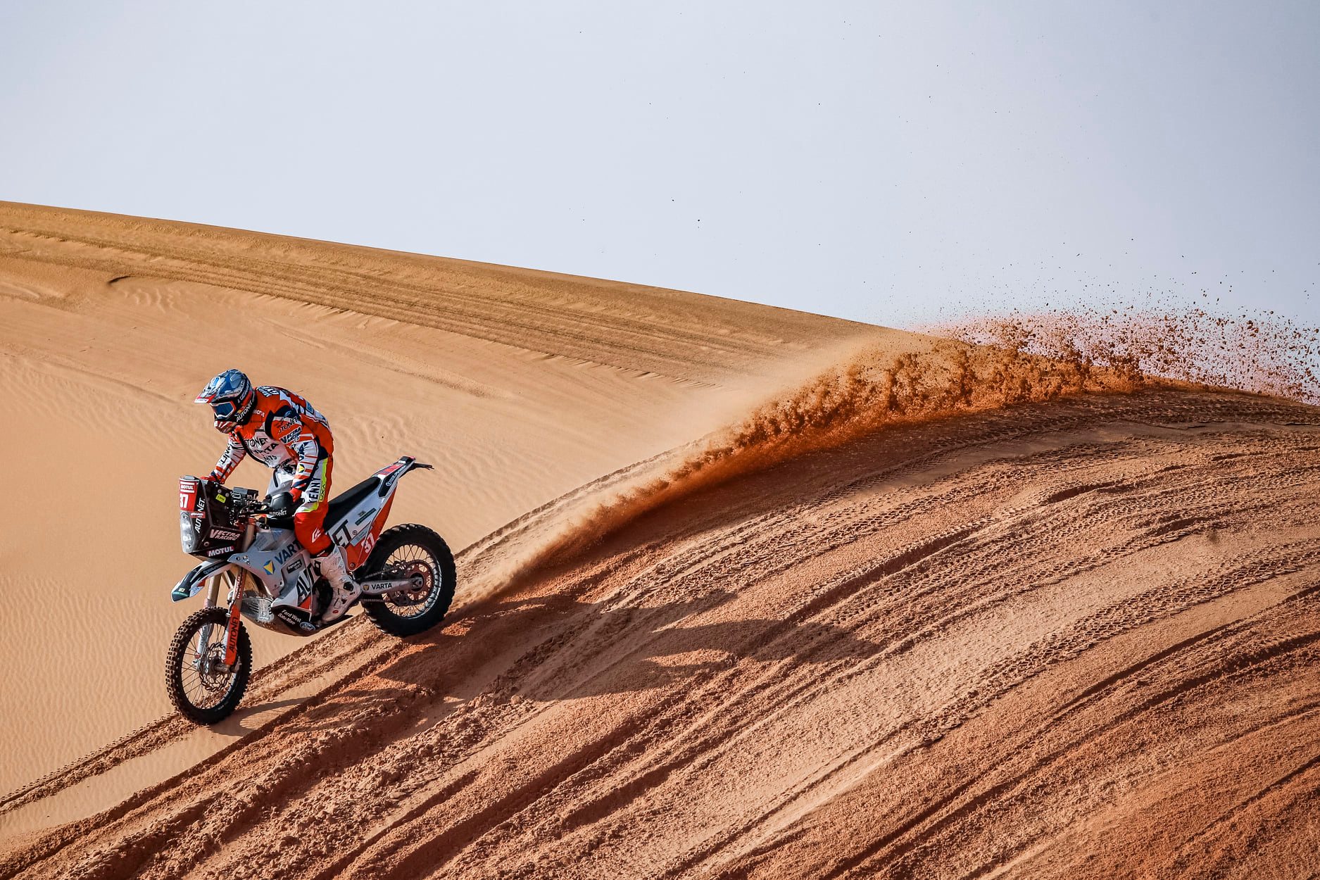 Mani Gyenes, mici probleme  cu filtrul de benzină