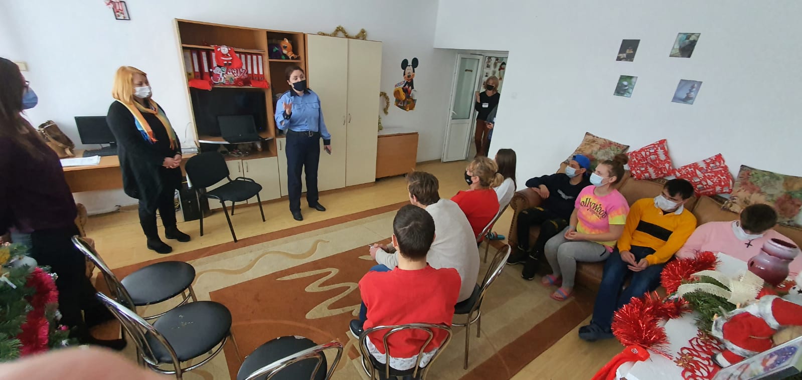 Proiect: “Sărbătorile se petrec în familie. Tu știi unde este  copilul tău?”