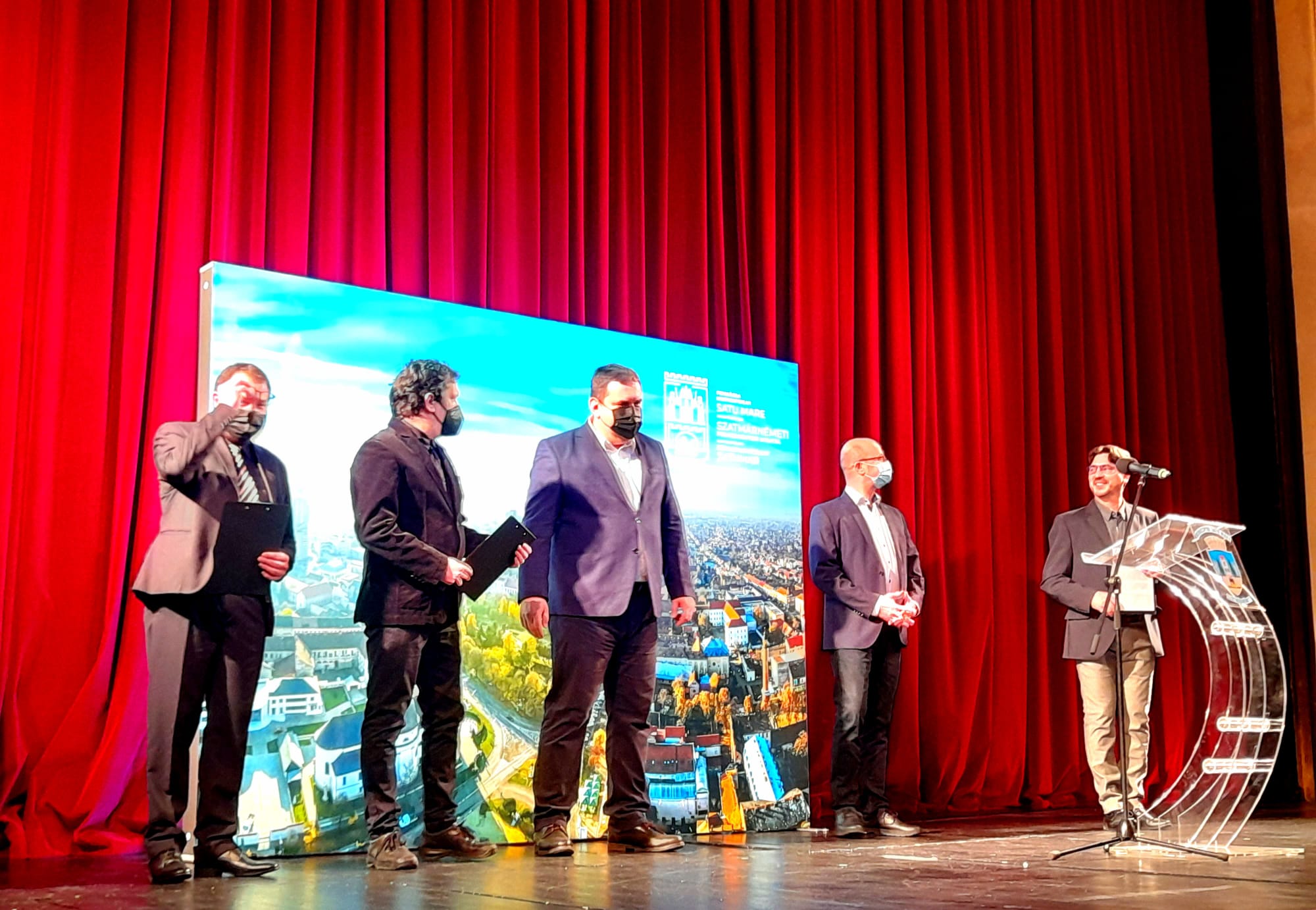 FOTO EVENIMENT. Teatrul de Nord marchează 130 de ani de la inaugurarea clădirii