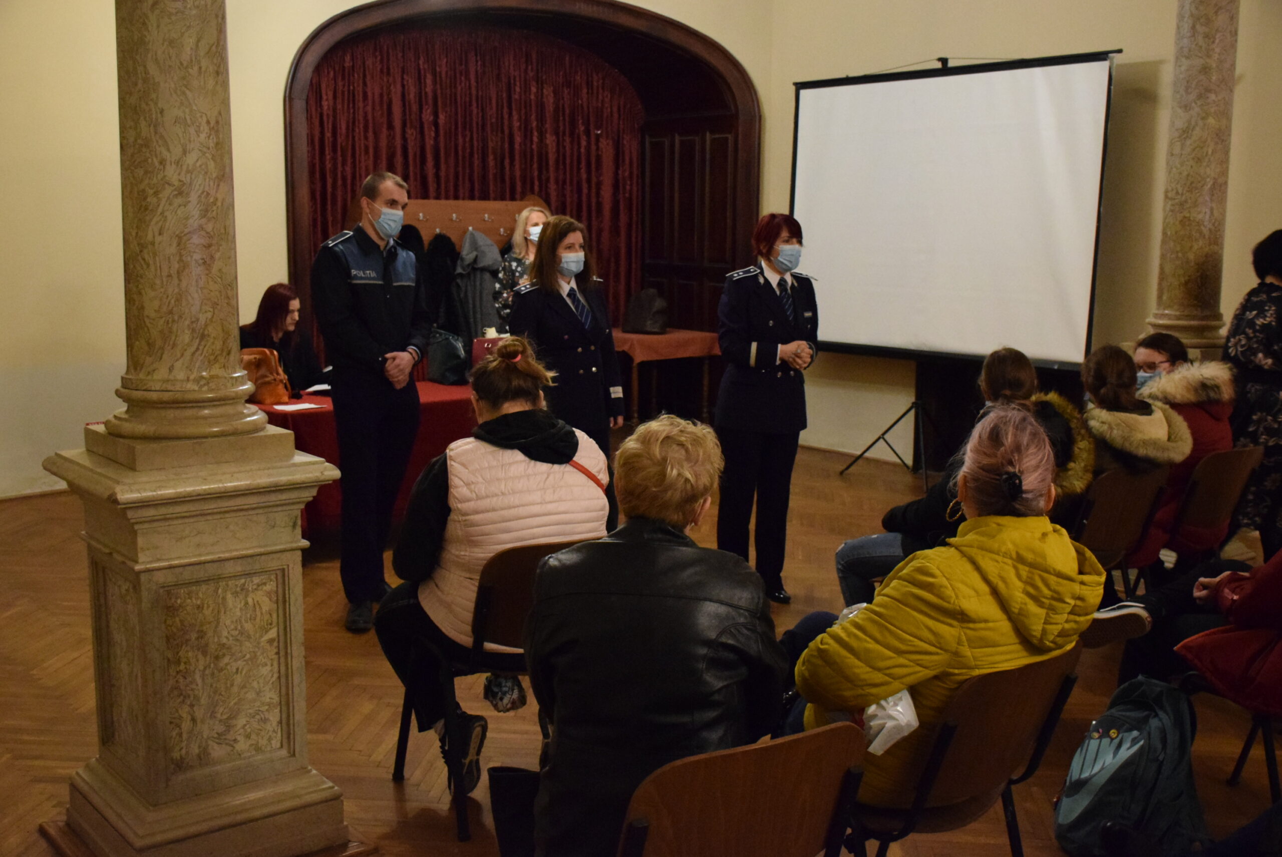 Proiectul ,,De la copilărie la adolescență”, în plină desfășurare, în județ