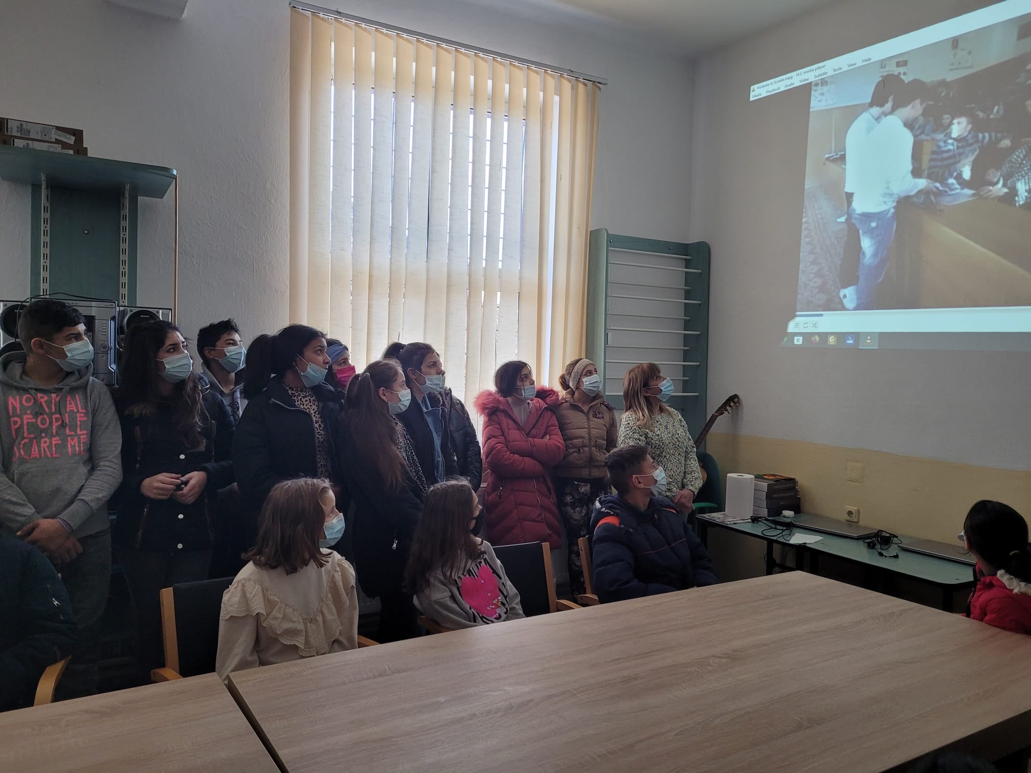 Bucurie şi zâmbete de copii la Școala din Homorodu de Mijloc