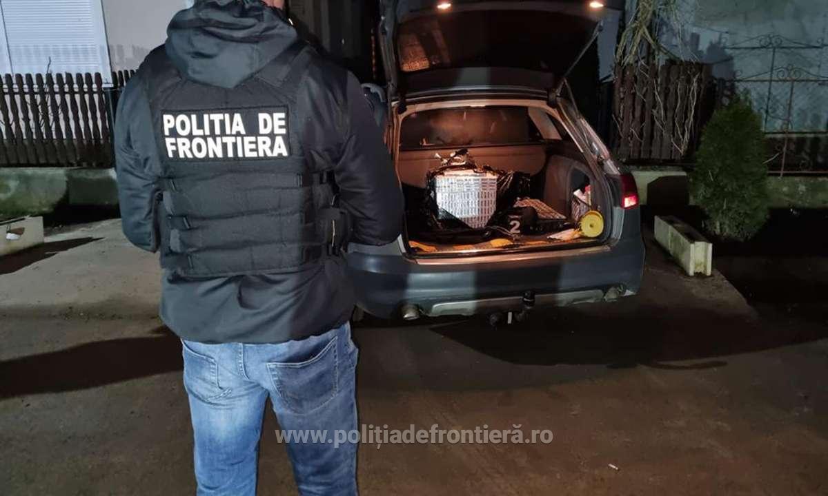 Țigări de contrabandă transportate cu drona