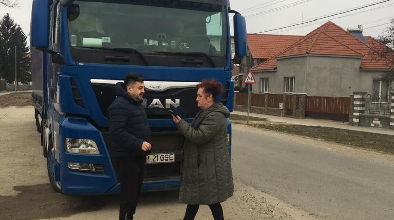 FOTOGALERIE. Un convoi cu ajutoare a pornit în această dimineață spre Ucraina