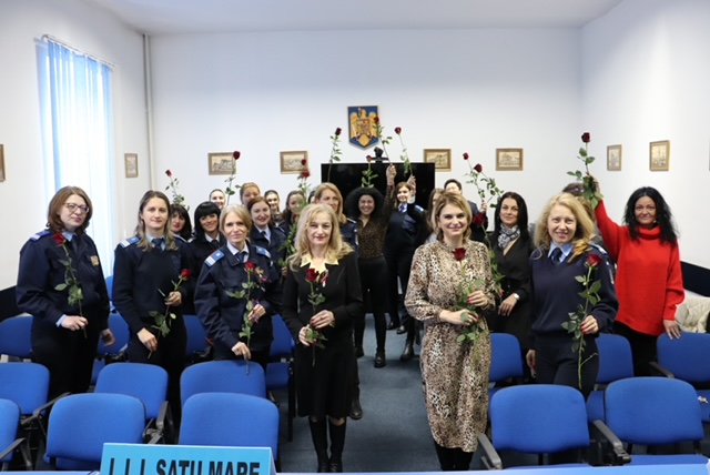 Zâmbete și flori, într-o zi specială