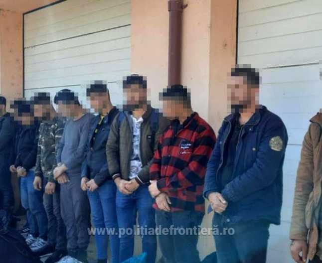 FUG DE RĂZBOI! Numărul bărbaților din Ucraina care cer azil în România, în creștere