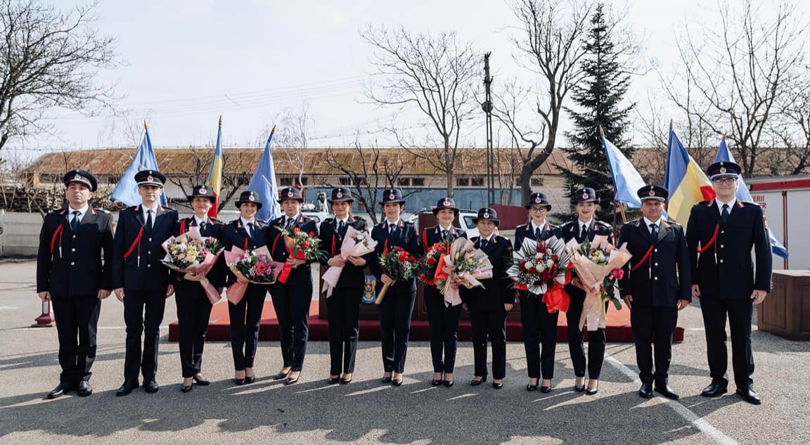 FOTOGALERIE. JURĂMÂNT DEPUS  de cei mai noi pompieri sătmăreni