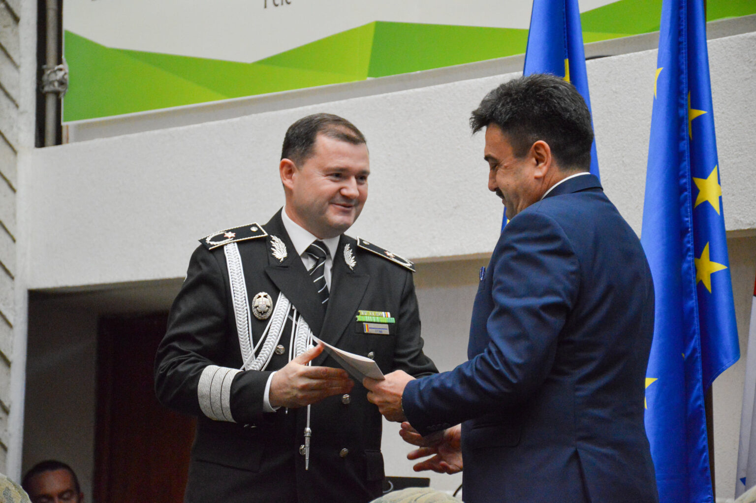 Prefectura Satu Mare a lăudat polițiștii pentru buna organizare de care au dat dovadă