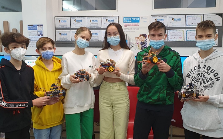 Colegiul Național Mihai Eminescu Satu Mare, clasat pe locul 4 în TOP ROBOȘCOLI la ediția 2021 a Concursului Național de Robotică NEXTLAB.TECH