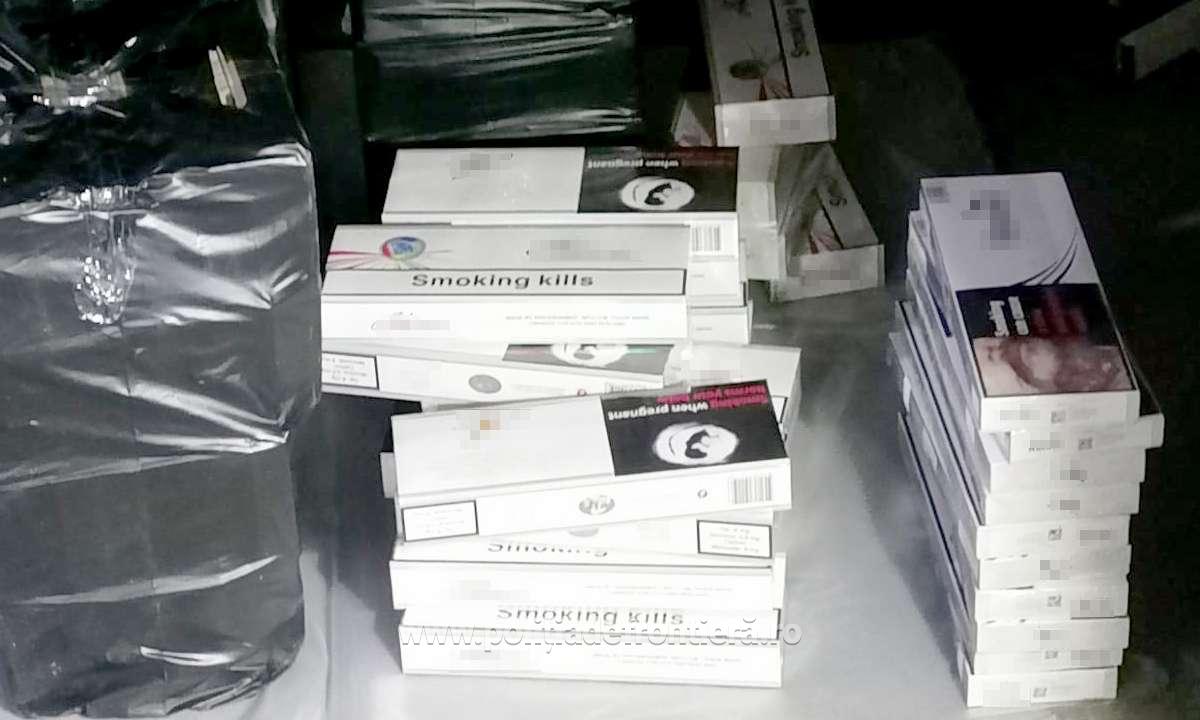 Țigări în valoare de 21.000 de lei confiscate de polițiștii de frontieră din Sighet