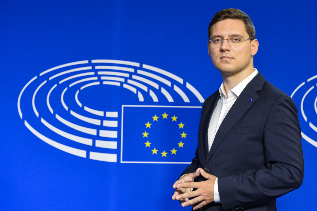 Zeci de europarlamentari sprijină solicitarea eurodeputatului Victor Negrescu pentru crearea unui coridor umanitar pentru familiile cu copii din Ucraina