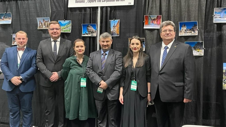 Scandal în turism provocat de imaginile cu standul României de la un târg din New York. Ce a declarat Ministerul Turismului
