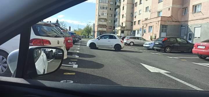 Când uiți de frâna de mână...