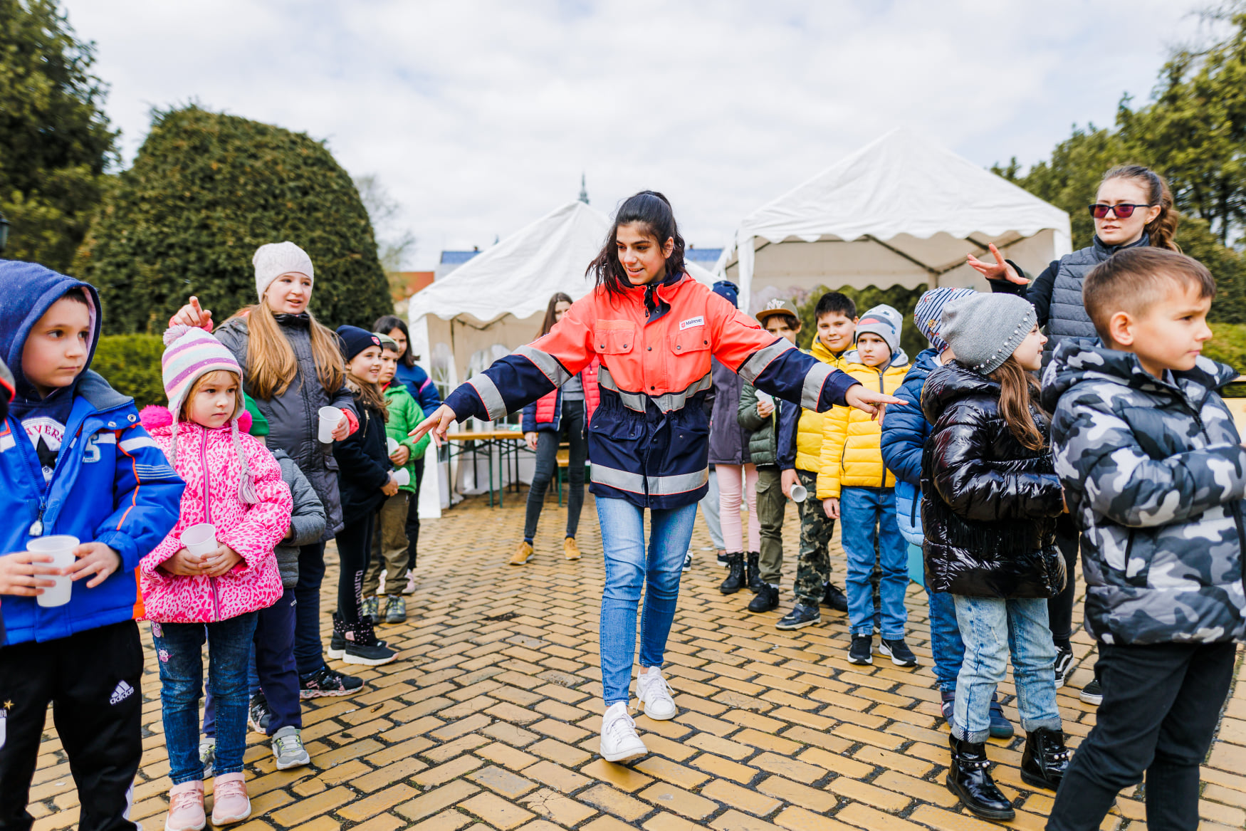 Copiii pot participa la activități, ateliere creative și concursuri la Târgul de Paște din Satu Mare