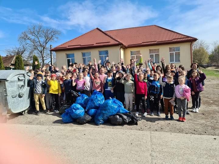 FOTOGALERIE. ”Curățăm România” - 45,77 tone de deșeuri colectate în județul Satu Mare !