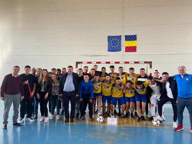 Performanță. Echipa de fotbal a liceului Nicolae Steinhardt campioană județeană