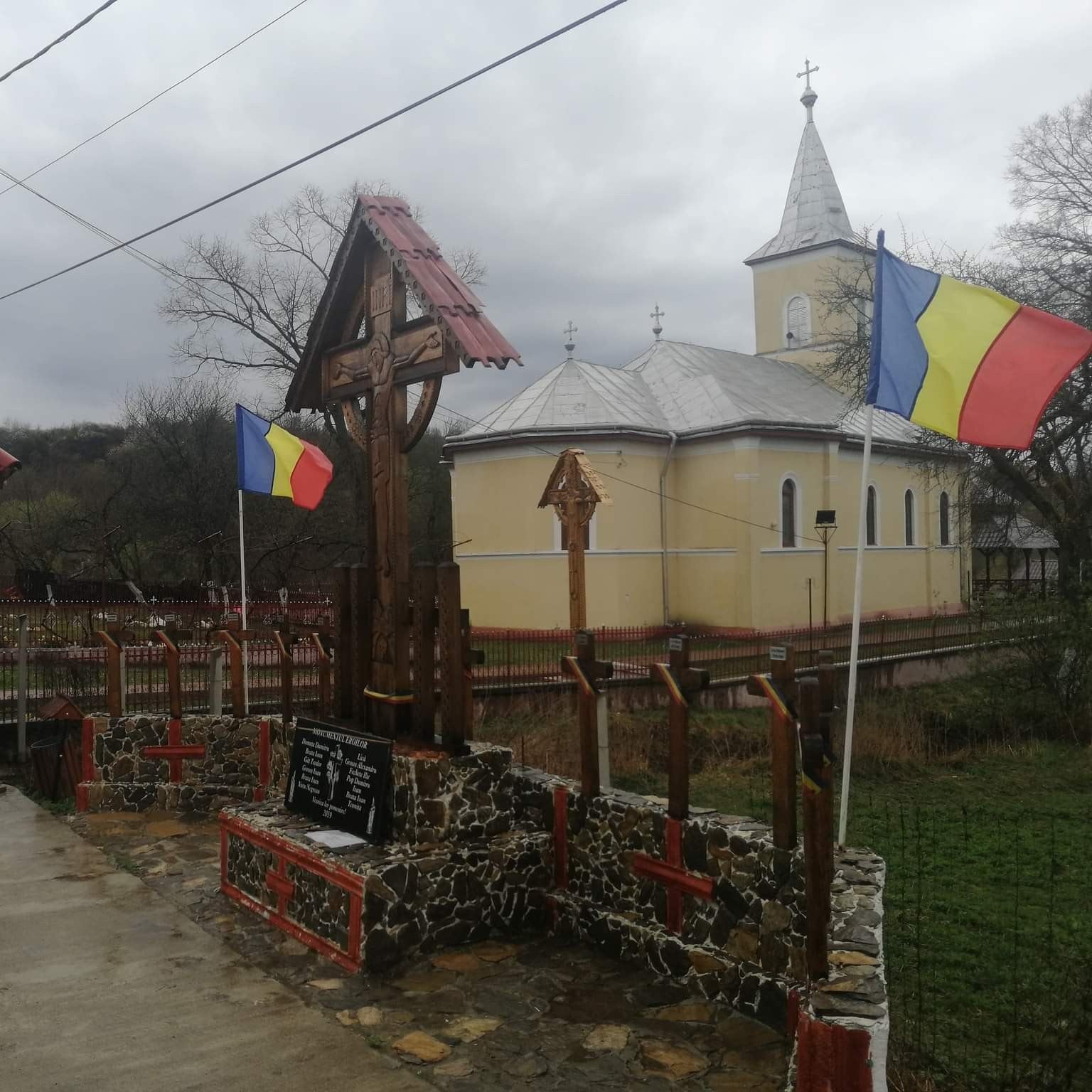 „Dealul Mănăstirii”, locul unde acum  mai bine de trei veacuri exista un așezământ monahal