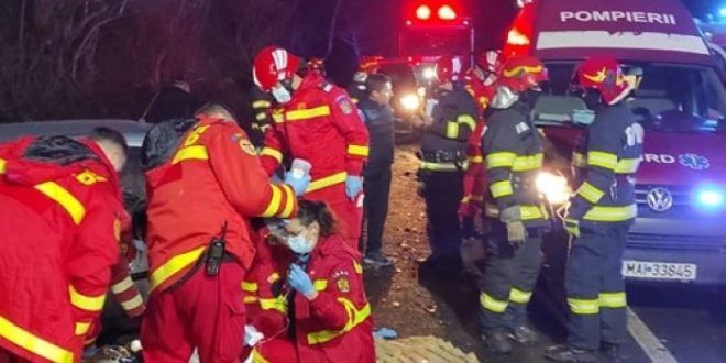 Doi minori, în stare gravă la spital în urma unui  eveniment rutier