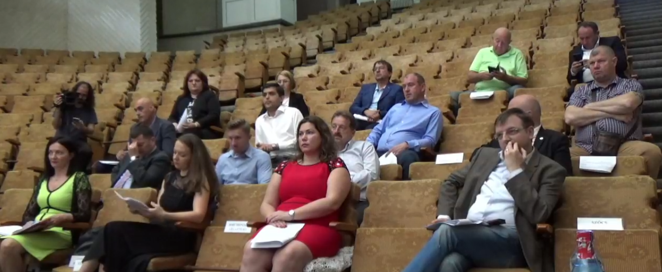 Sedință la Consiliul Local! Parcare pentru hotelurile și restaurantele din CENTRUL VECHI, aprobată