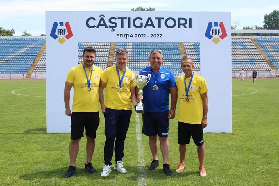 Adrian Dulcea, campion național cu Unirea Bascov la juniori U 19