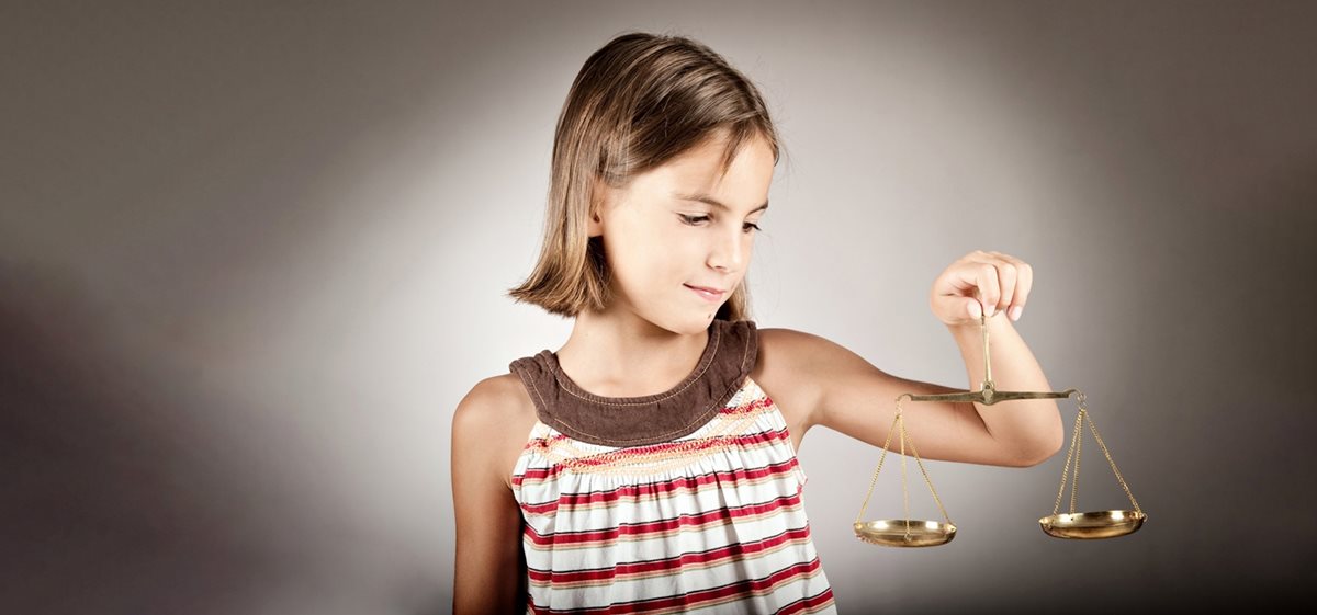 Educație juridică în cantonamentul Regal Dance