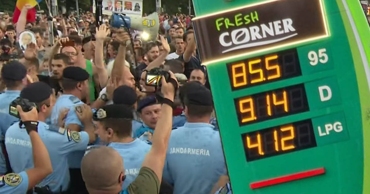 A ajuns cuțitul la os