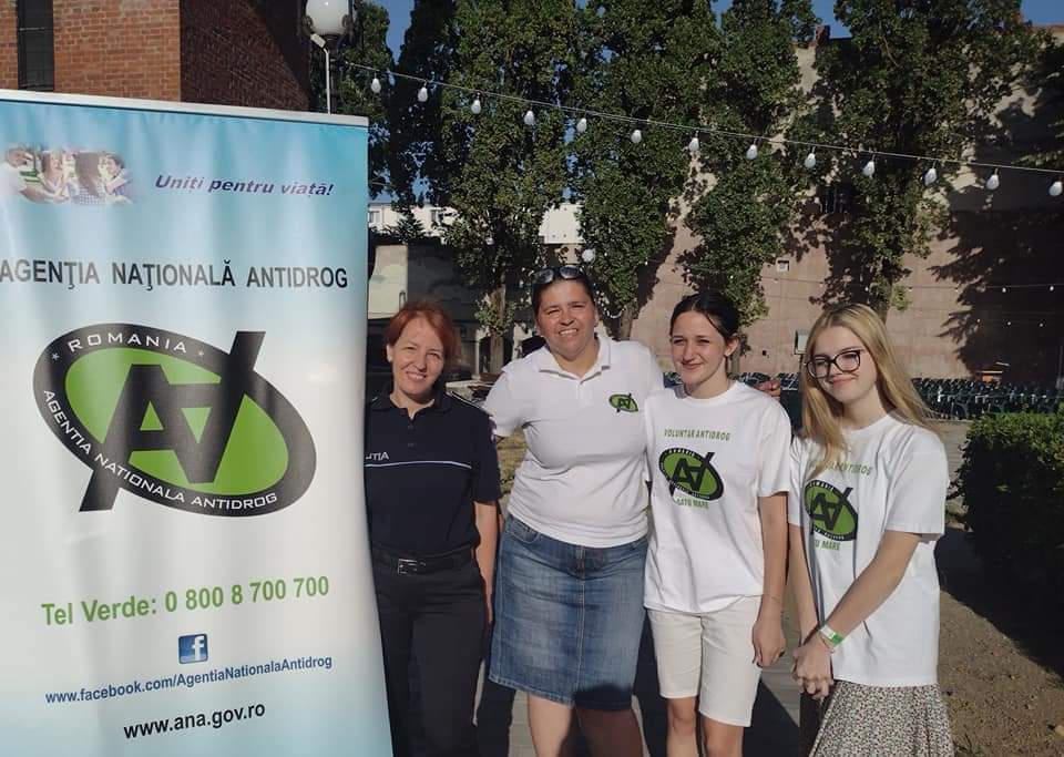 Lansarea campaniei “Dincolo de aparențe”