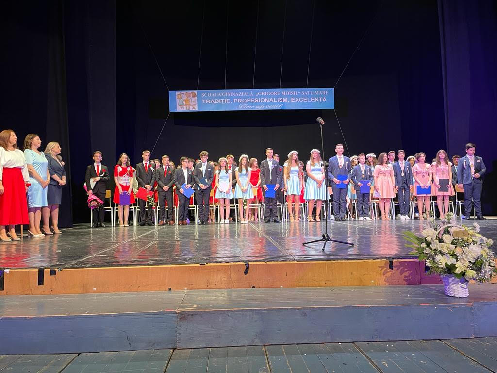 FOTO. Festivitatea de absolvire a claselor a VIII-a  de la Școala Gimnazială "Grigore Moisil" a avut loc astăzi