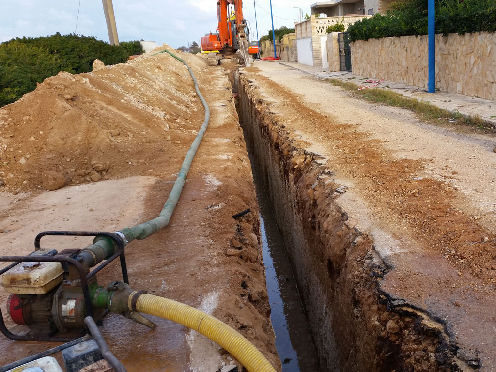 Primăria comunei Homoroade desfășoară un proiect privind rețeaua de distributie gaze si reteaua de canalizare. Ce proiecte au fost deja finalizate