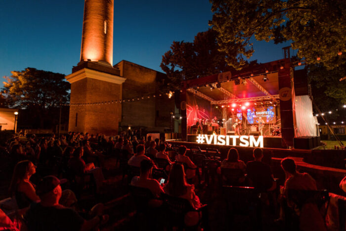 EVENIMENT. Muzica întâlnește literatura, la Turnul Pompierilor