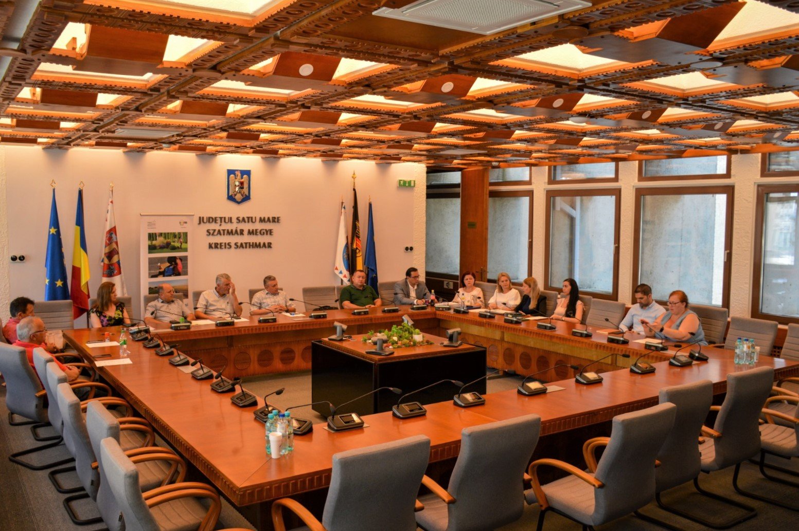 Întâlnire de lucru privind incluziunea  romilor, la Consiliul Județean