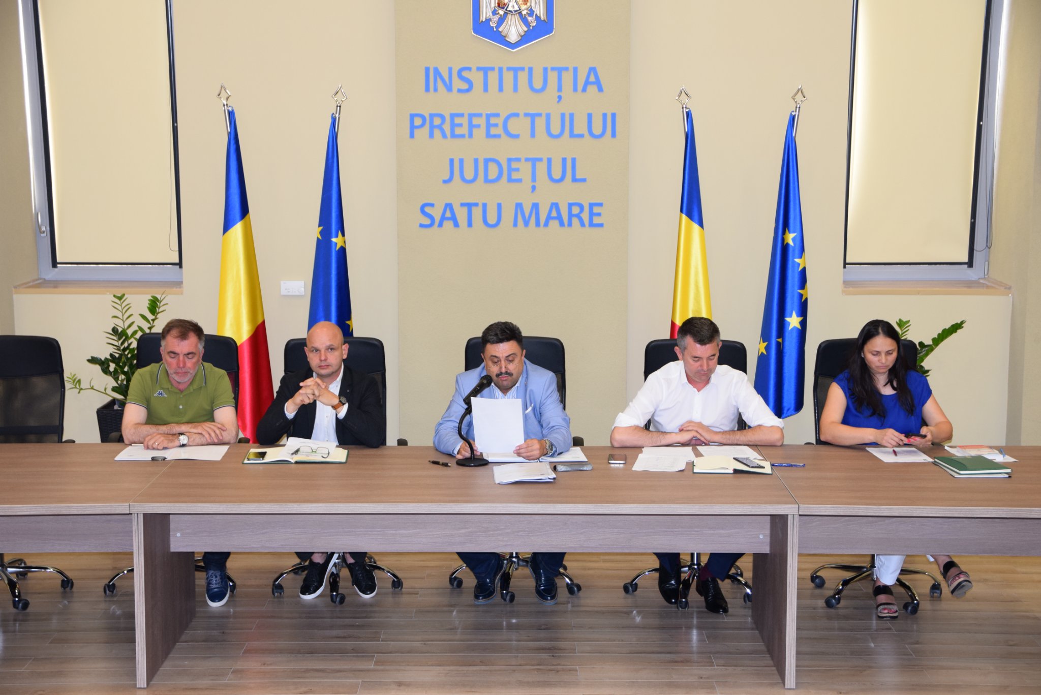 ȘEDINȚĂ. Secretarii de primării din județ, CONVOCAȚI la Prefectură. Sunt PROBLEME în teren