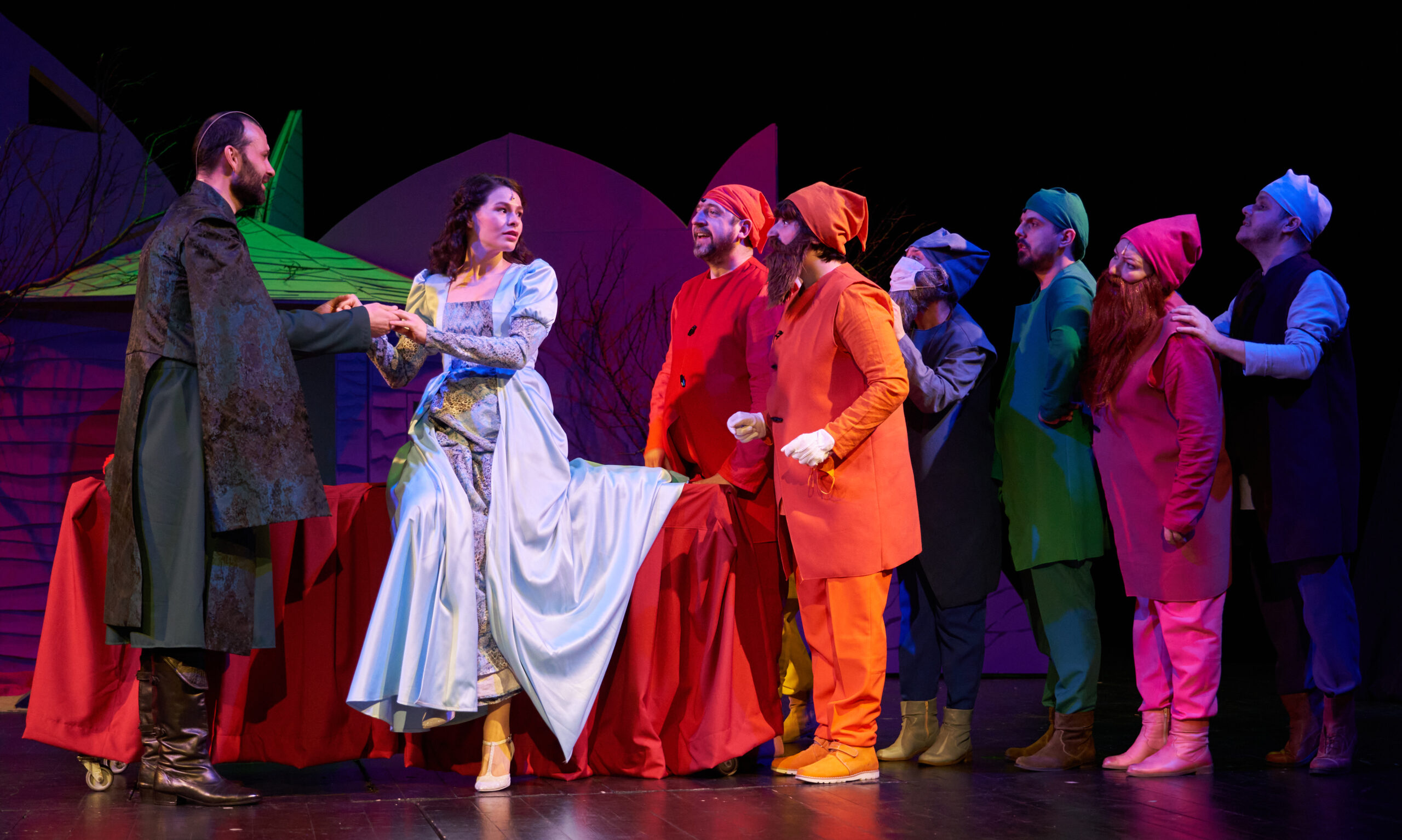 Teatrul de Nord vă invită la spectacolul „Albă ca Zăpada"