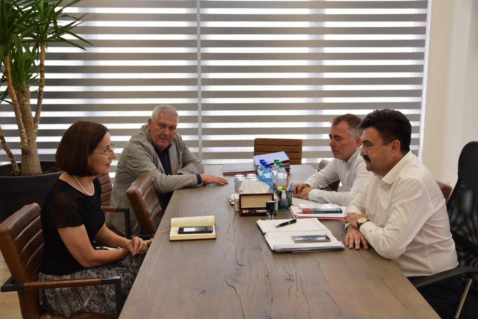 Intâlnire cu membră a Ministerului Familiei, Tineretului și Egalității de Șanse, la Prefectură