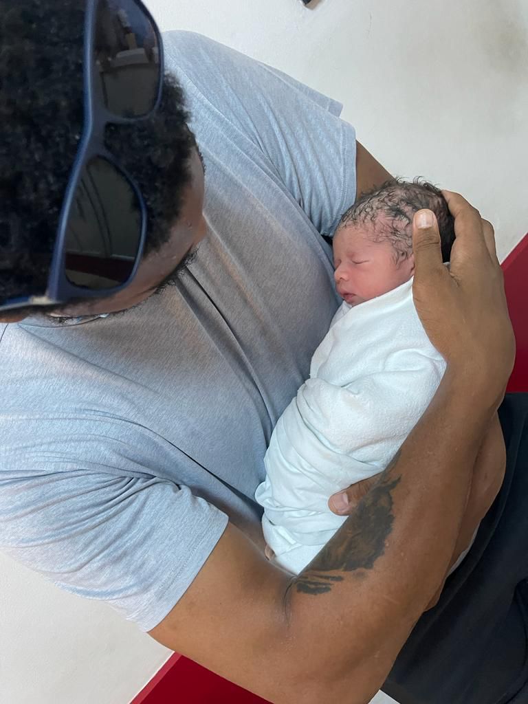 Adina Pop și Porter Troupe au un băiețel de 10!