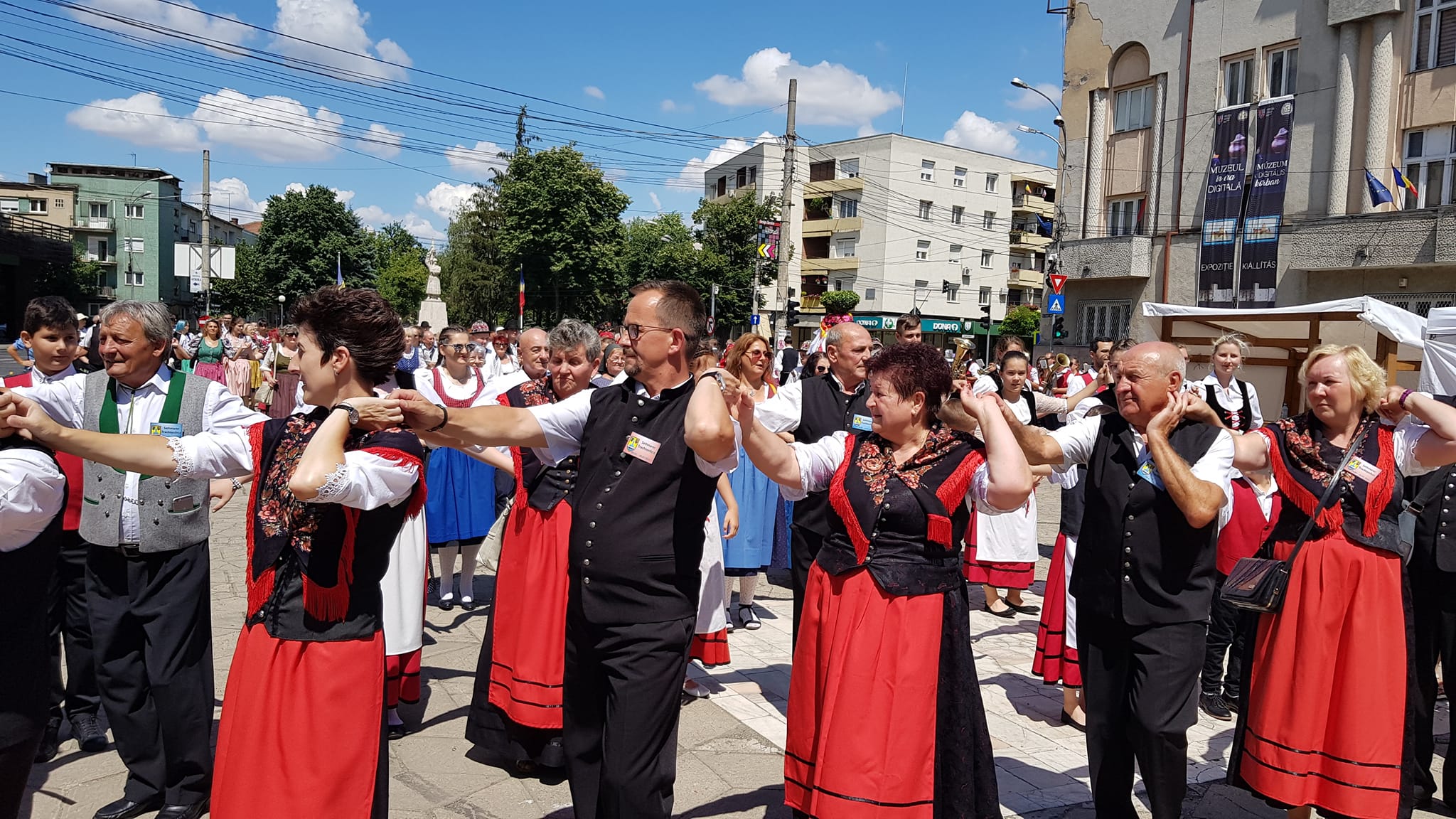 Festivalul portului popular în Satu Mare la cea de-a II – a ediție