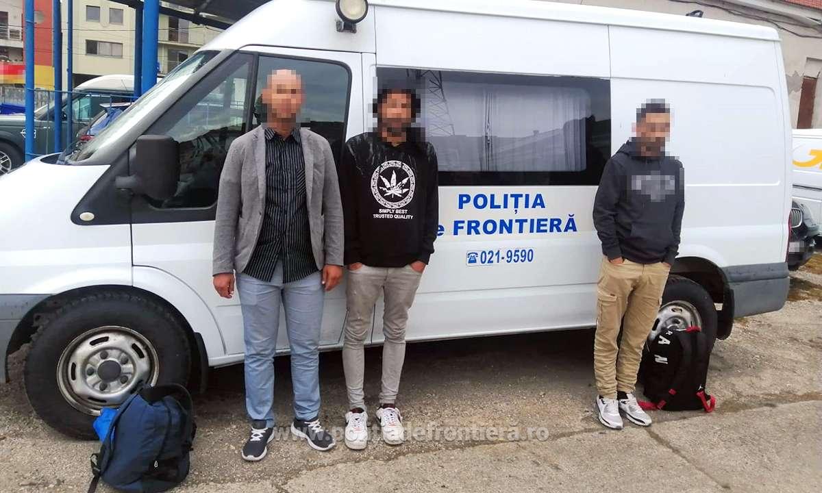 Trei cetățeni din nordul Africii au fost opriți de polițiștii de la STPF Satu Mare