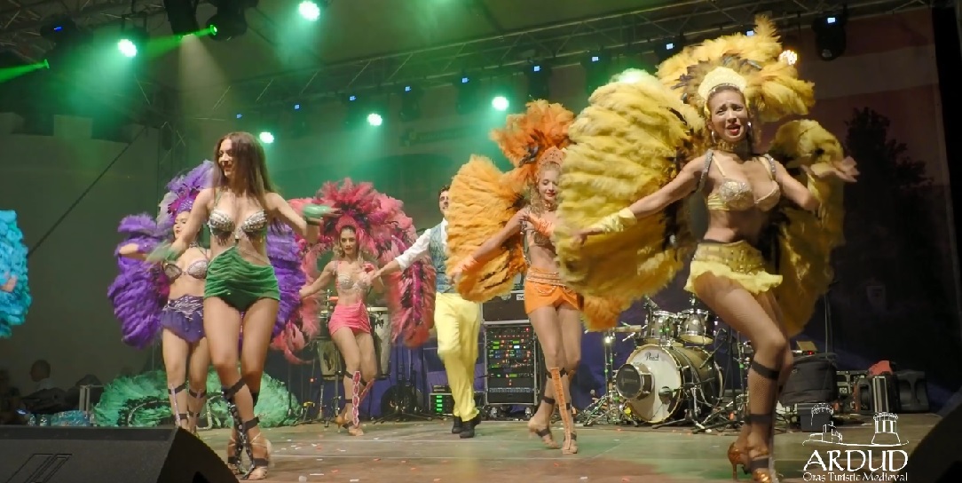 Petrecere latino și de foclor la Ardud