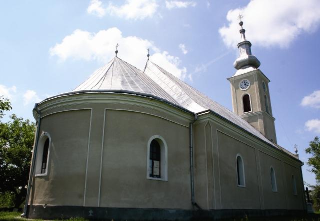 Una dintre cele mai vechi biserici ortodoxe din județ se află la Craidorolț