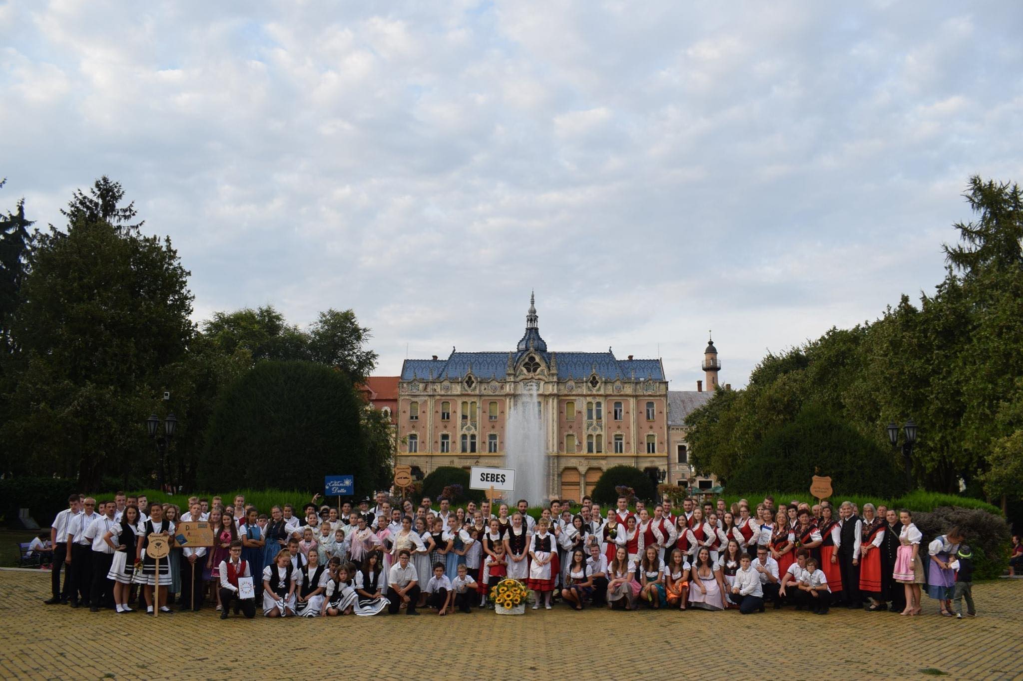 Întâlnirea Ansamblurilor de Dans Popular German cu ocazia Serbării Recoltei