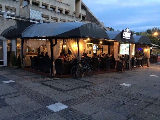 FOTOGALERIE. GRAV. Restaurant sătmărean ULTRA-CENTRAL, ÎNCHIS  temporar de Protecția Consumatorilor