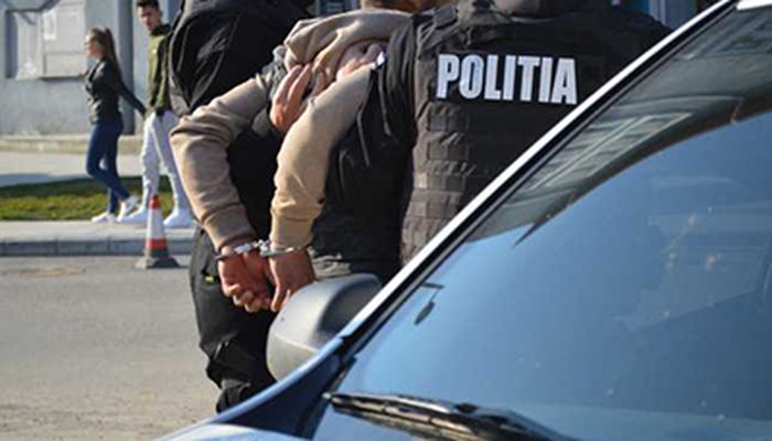 Sătmărean arestat după ce a fost prins drogat la volan